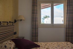 Décoration personnalisée, ameublement personnalisé, lits bébé (gratuits)