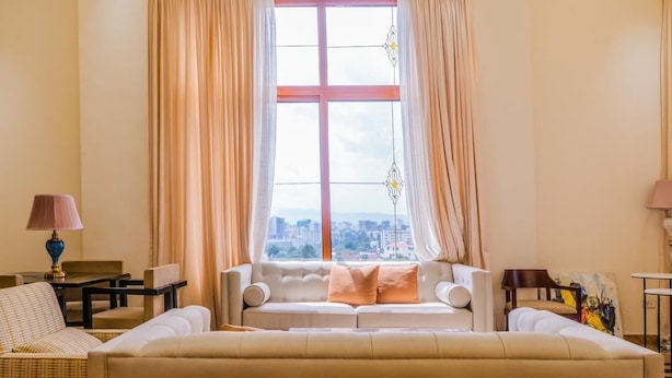 Lobby sitting area - Mimi's Boutique Hotel (Addis Ababa)