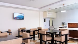 Breakfast, lunch and dinner served - Mimi's Boutique Hotel (Addis Ababa)