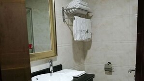 Unclassified image, 4 of 16, button - Zhuhai Jinmao Hotel (Zhuhai)
