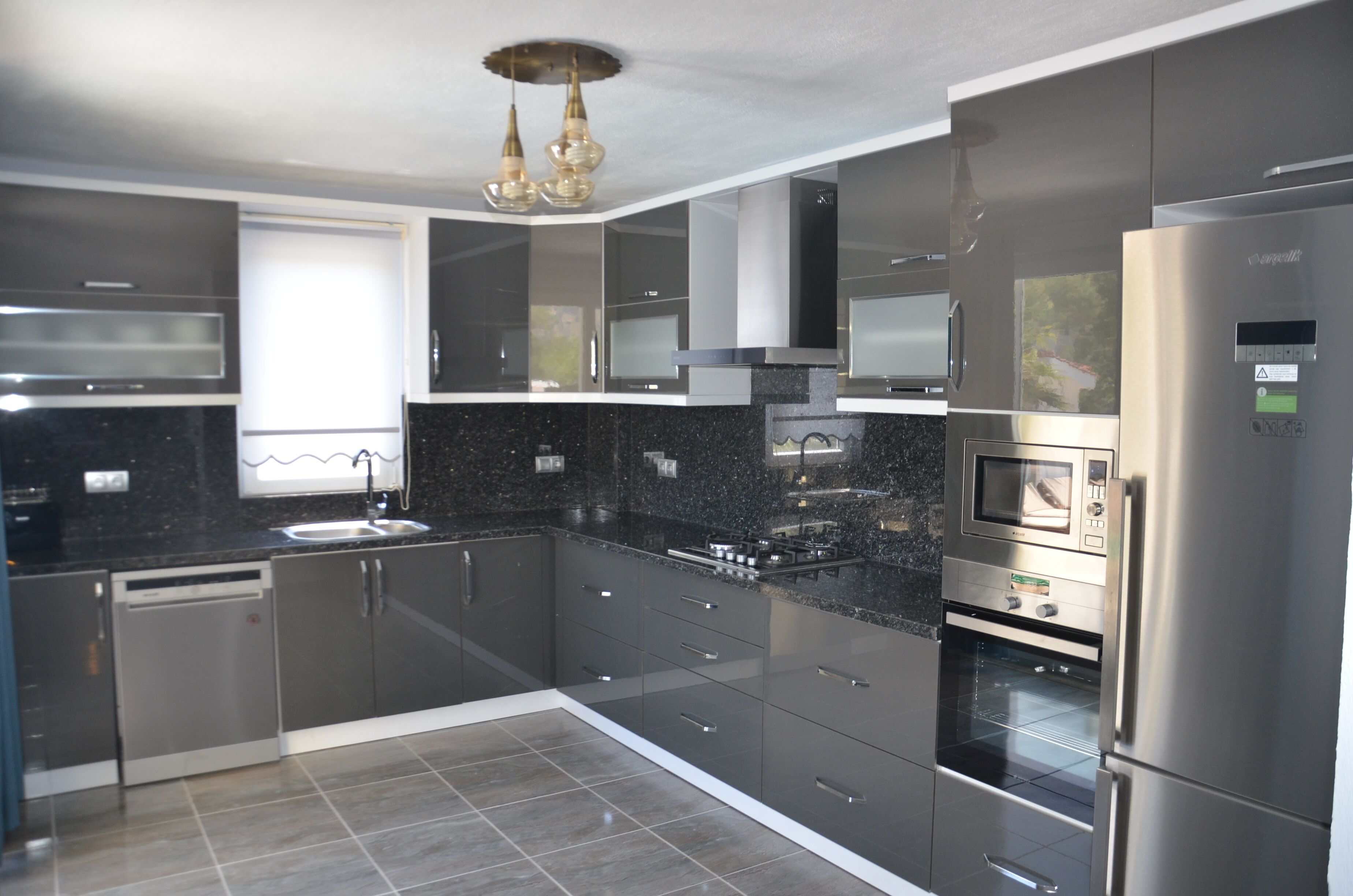 Villa Tulip Palace 6 bedrooms all air conditioned private pool and garden