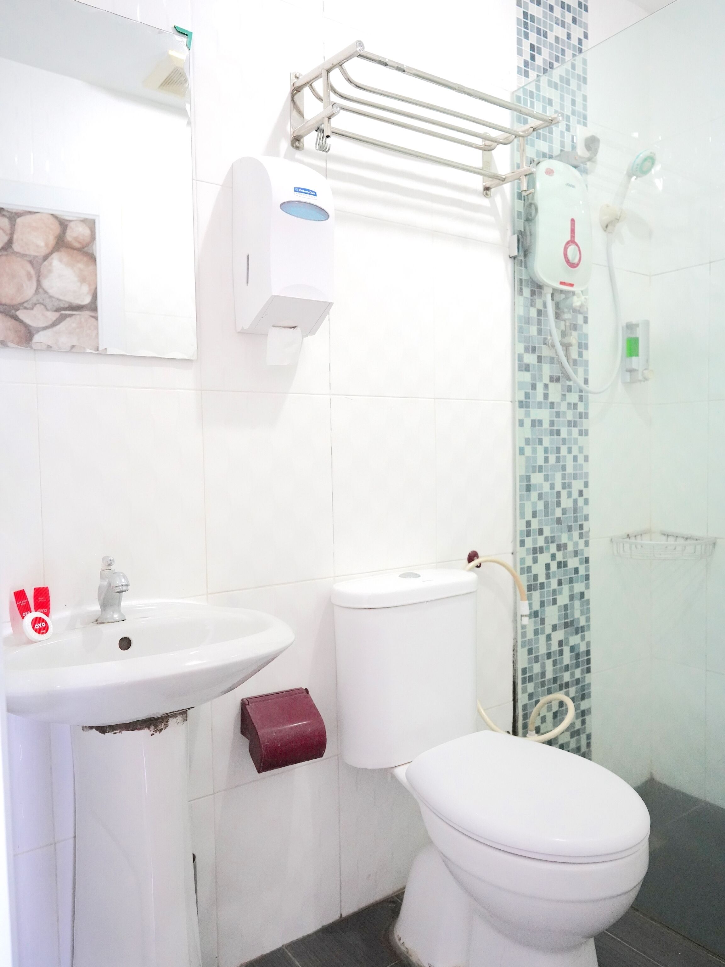 family suite | bathroom | shower, rainfall showerhead, free toiletries, bidet