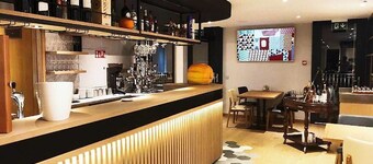 โรงแรมปาเดอเชอวิลล์