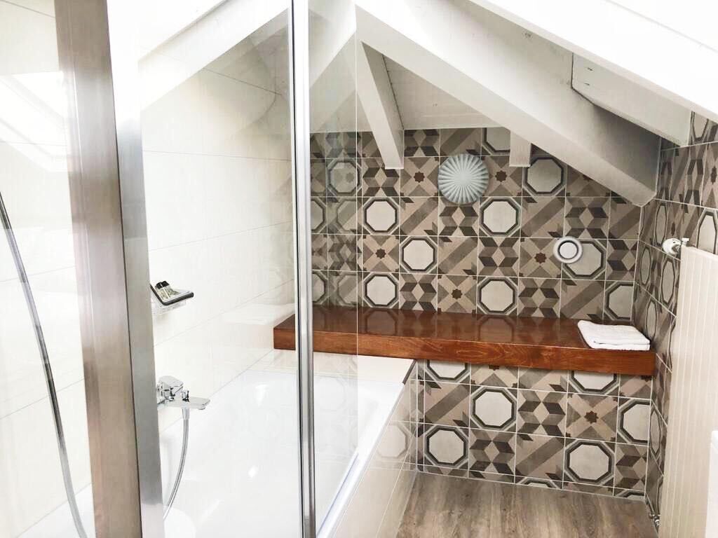 family room | bathroom | free toiletries, hair dryer, towels