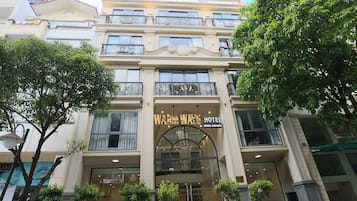 Mặt tiền nơi lưu trú