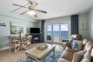 TV, offices - The Summit 921 - Condo w/ Seasonal Beach Chairs (Panama City Beach)