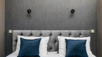 Exclusive Apartment | 2 bedrooms, desk, laptop workspace, blackout curtains