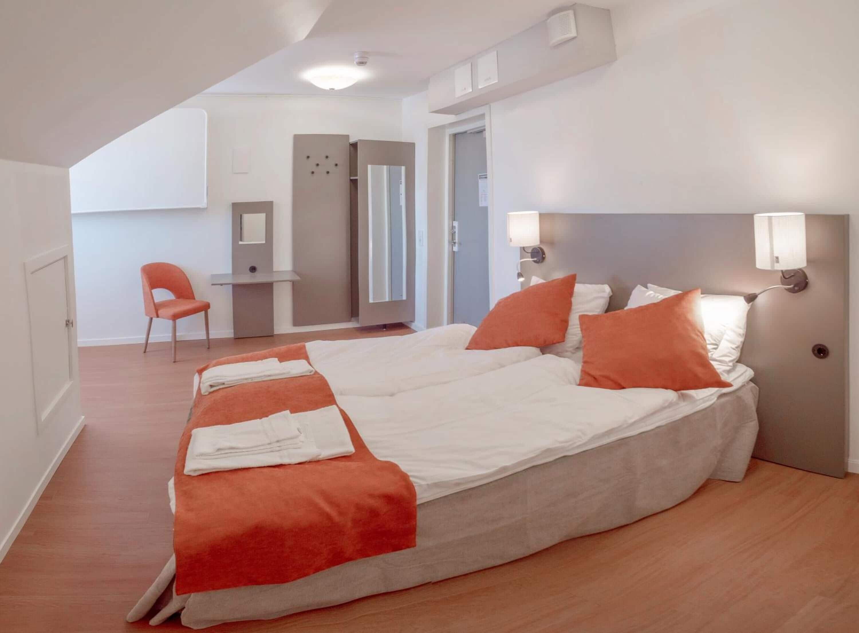 1 bedroom, desk, blackout curtains, free wifi