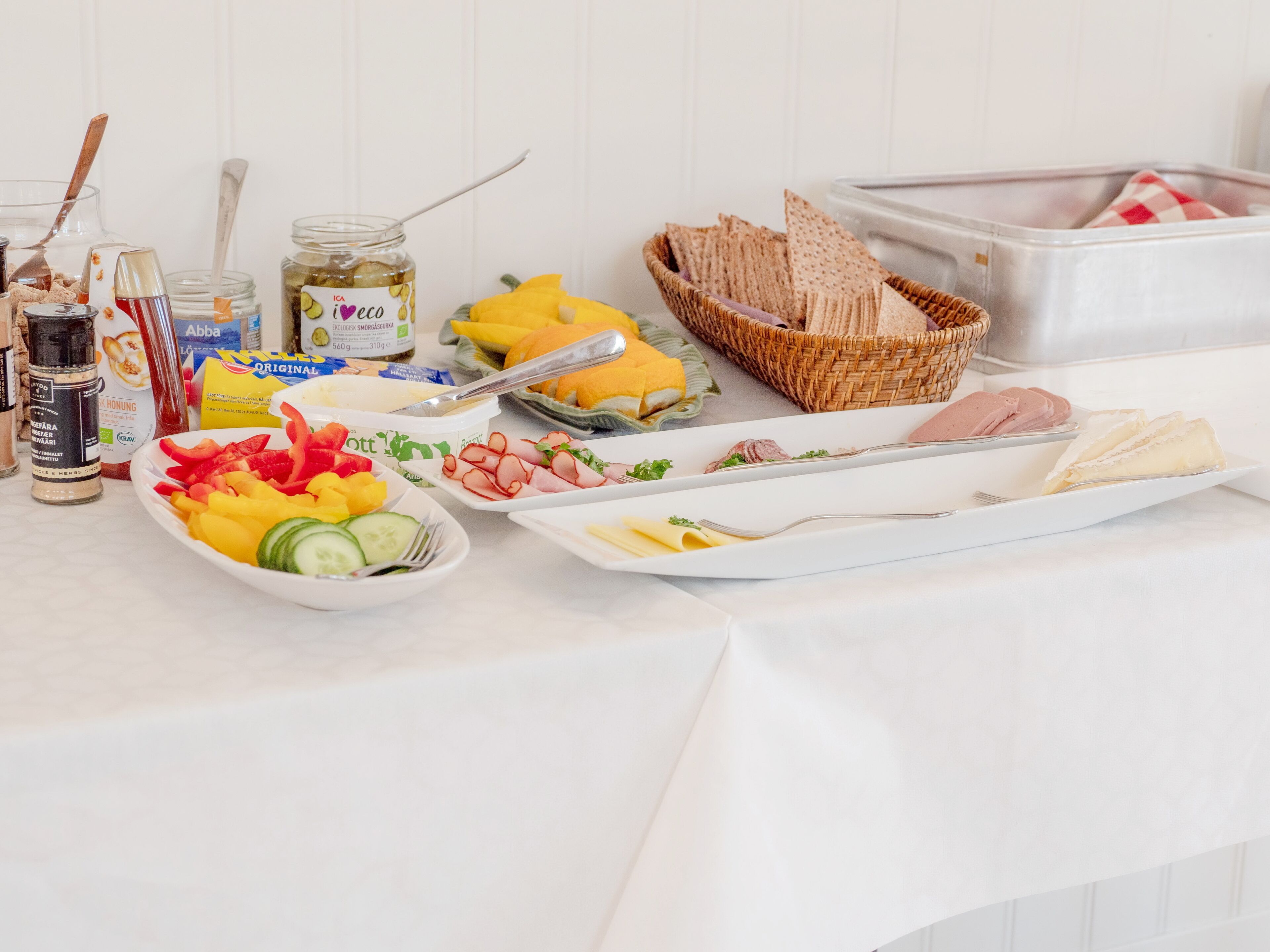 free daily continental breakfast