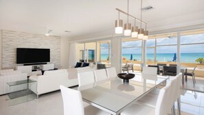 家庭公寓式客房 | 起居区 | 等离子电视