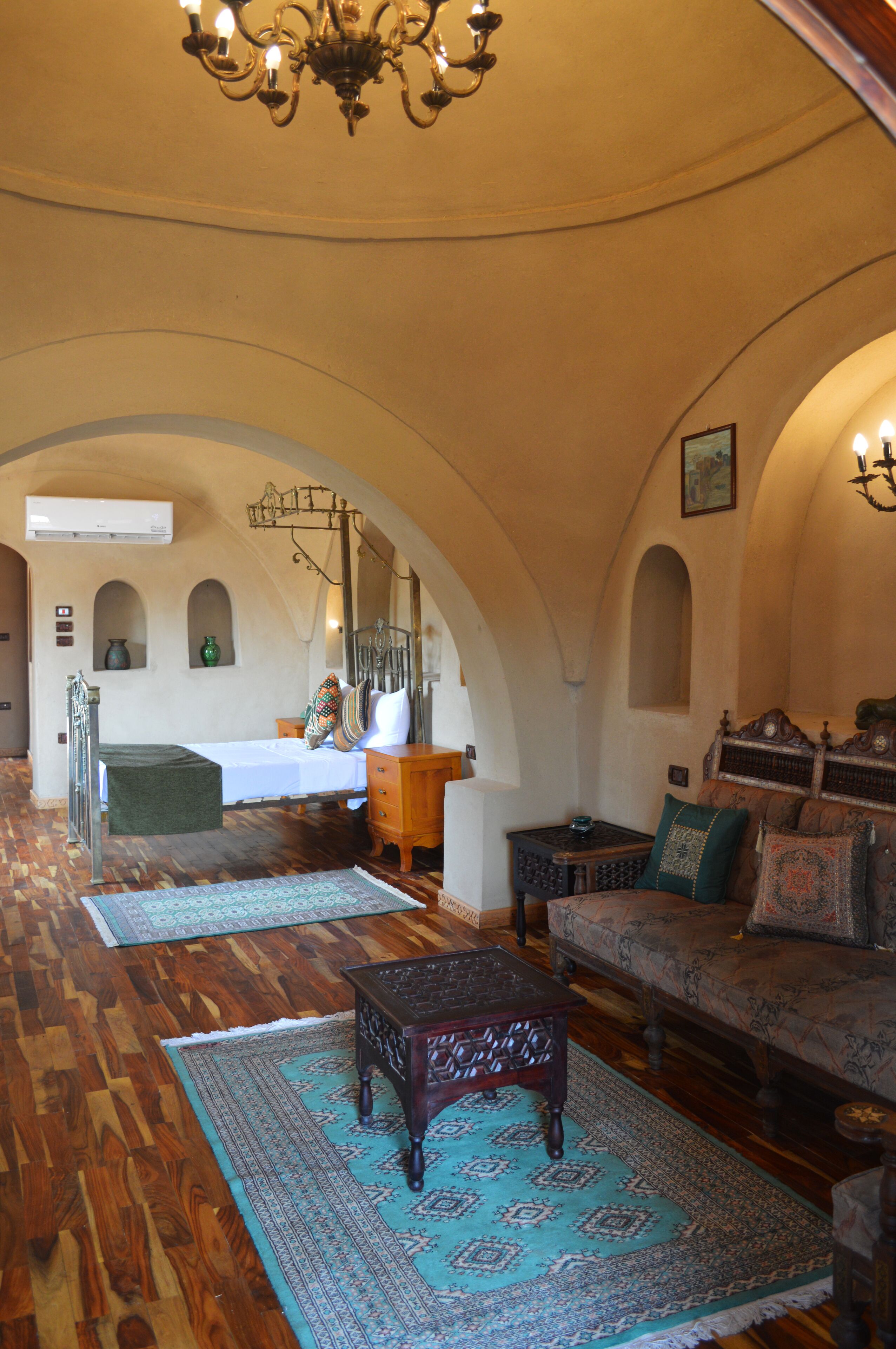 luxury room (jade) | 1 bedroom, egyptian cotton sheets, premium bedding, minibar