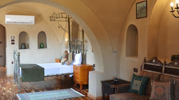 Luxury-Zimmer (Jade) | Bettwäsche aus ägyptischer Baumwolle, hochwertige Bettwaren, Minibar