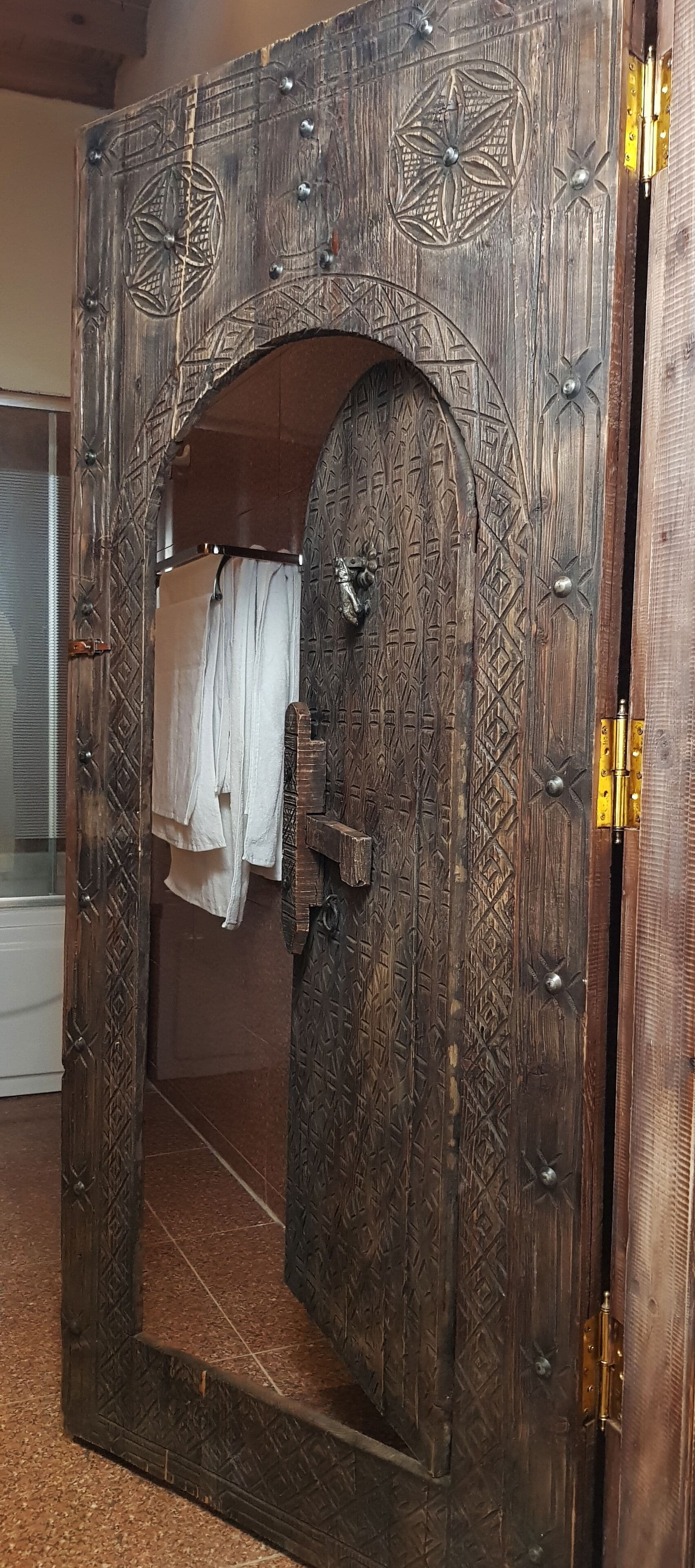 luxury room (africa) | bathroom | free toiletries, hair dryer, bathrobes, towels