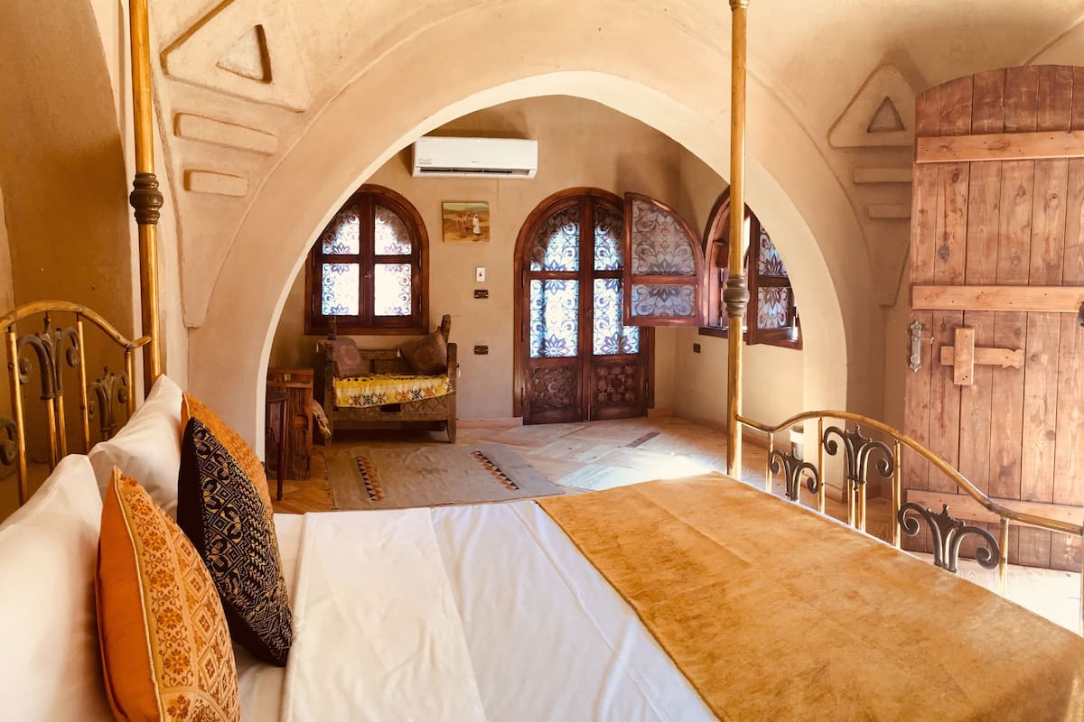 luxury room (amber) | 1 bedroom, egyptian cotton sheets, premium bedding, minibar