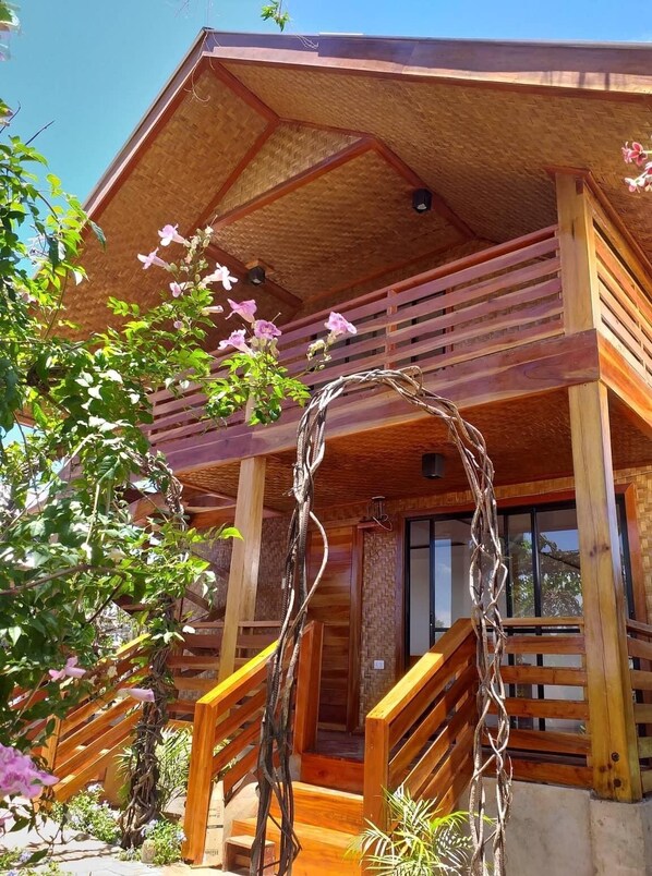 Fachada de la propiedad