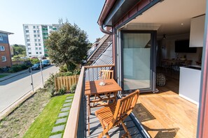 Deluxe Condo | Balcony