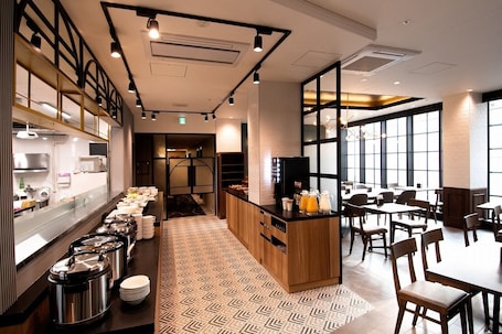 Restaurant. Kobe Plaza Hotel West