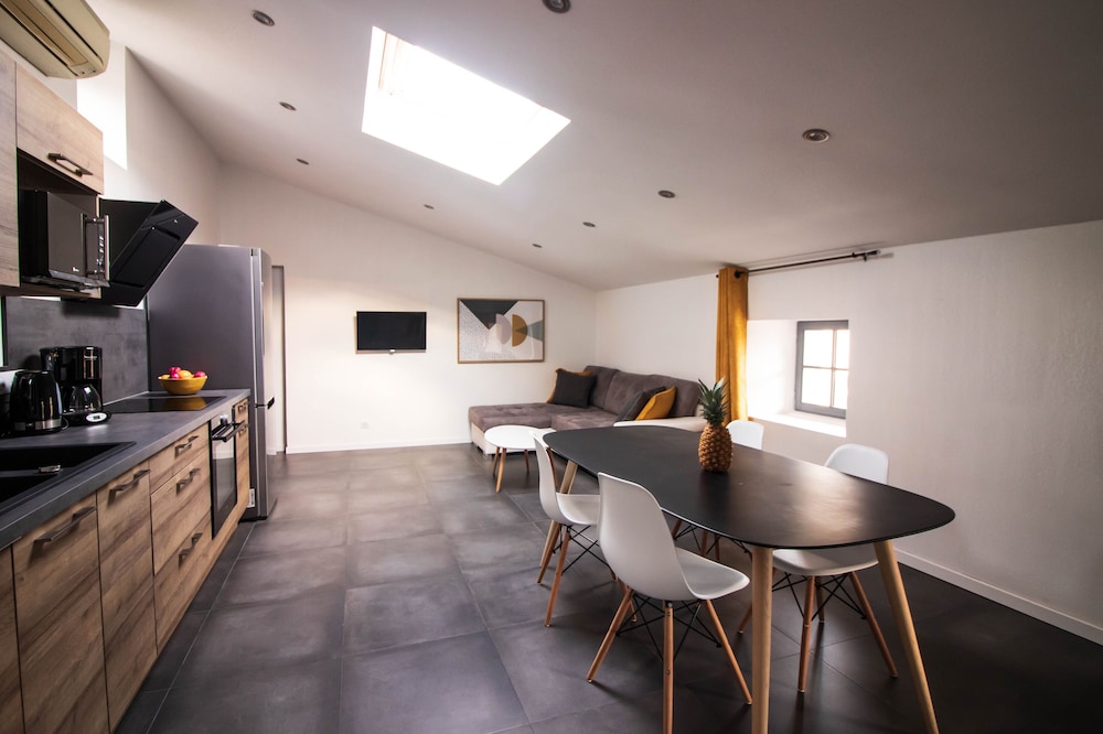 Loft with Scandinavian sweets au of Provence