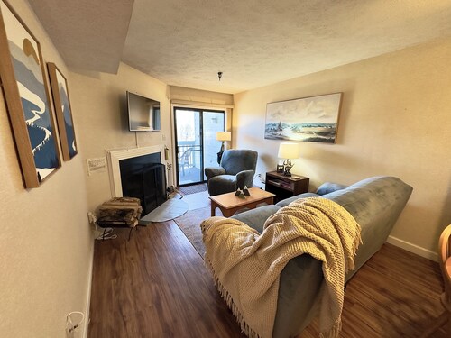 1 bd Condo im Herzen des Canaan Valley und nur 5 Minuten von Davis! In der Nähe von Dolly Sods
