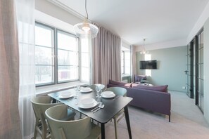 Leilighet – basic | Oppholdsområde | Flatskjerm-TV