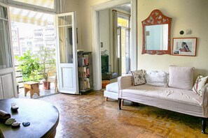 Traditional Apartment, Balcony | Living area | 60-inch flat-screen TV with cable channels, TV - halu! Vintage & Historic Apartment (Thessaloniki)