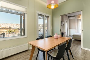 Luksus-penthouselejlighed - 2 soveværelser - byudsigt | Spisestue