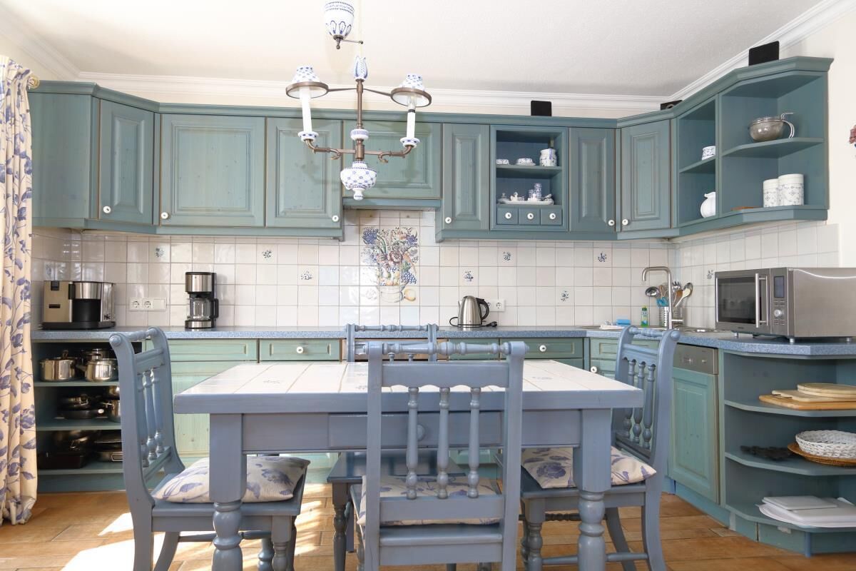 Haus Klaus Ann EC Comin