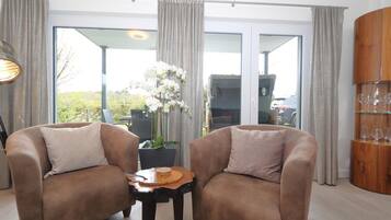 Cheminée, médiathÚque, chaßne hi-fi