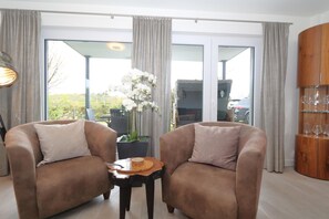 Fireplace, music library, stereo - Midgard - 5 * luxury on one level (Wenningstedt)