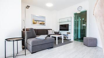 Musikkbibliotek og stereoanlegg