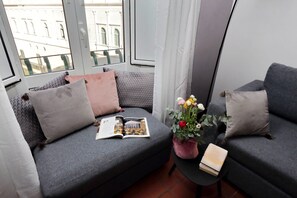 Apartment, 2 Bedrooms, Terrace, Mezzanine | Living room | Flat-screen TV - Pellegrino 2 - WR Apartments (Rome)