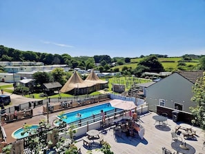 Property grounds - Calloose Holiday Park (Hayle)