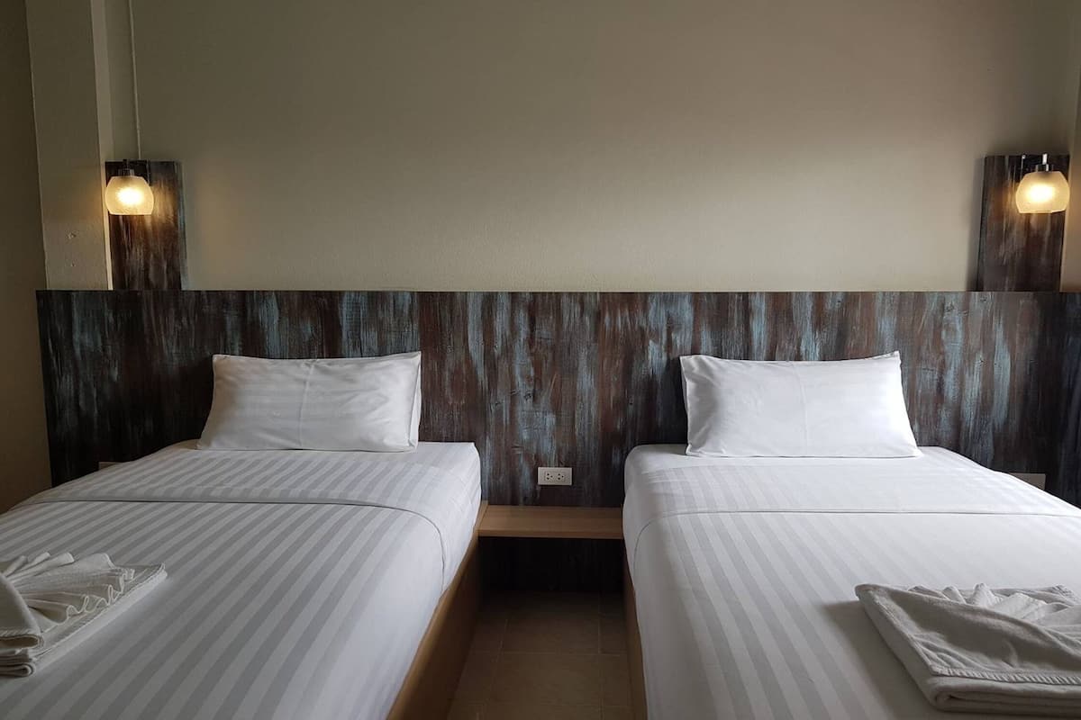 Desk, free WiFi, bed sheets