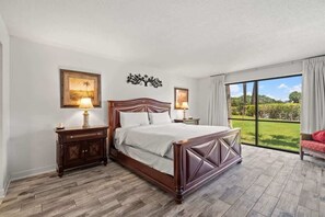 3 slaapkamers, een strijkplank/strijkijzer, wifi, beddengoed