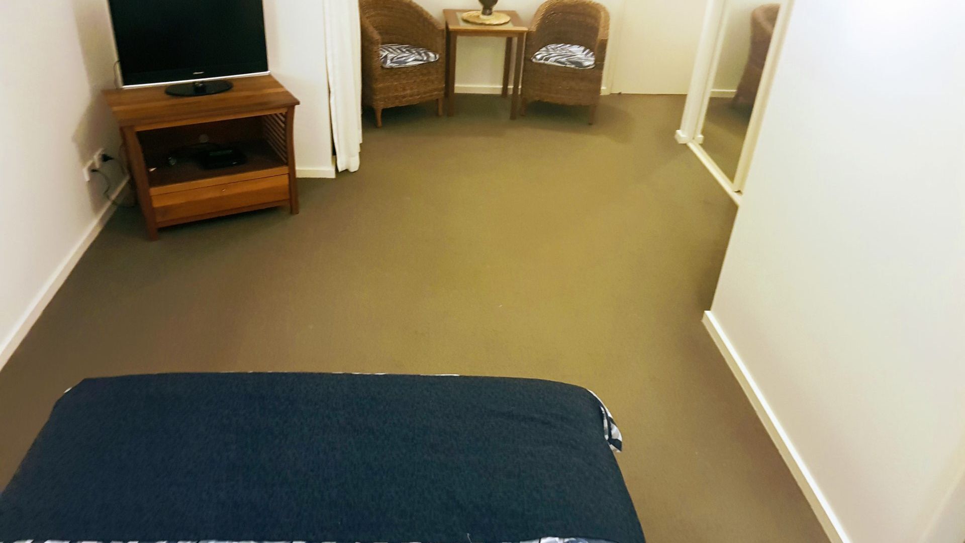 Baden 45 - Rainbow Shores. Beachside Unit for the family. Aircon. Swimming Pool. Tennis Court — image 8