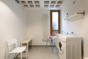 1 Schlafzimmer, Zimmersafe, Bügeleisen/Bügelbrett, WLAN