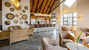 Lounge - Umbhaba Eco Lodge (Mbombela)