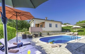 Outdoor pool - Villa Meryem (Labin)