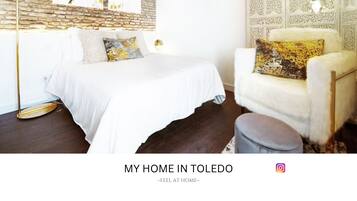 1 dormitorio, tabla de planchar con plancha, wifi gratis y ropa de cama