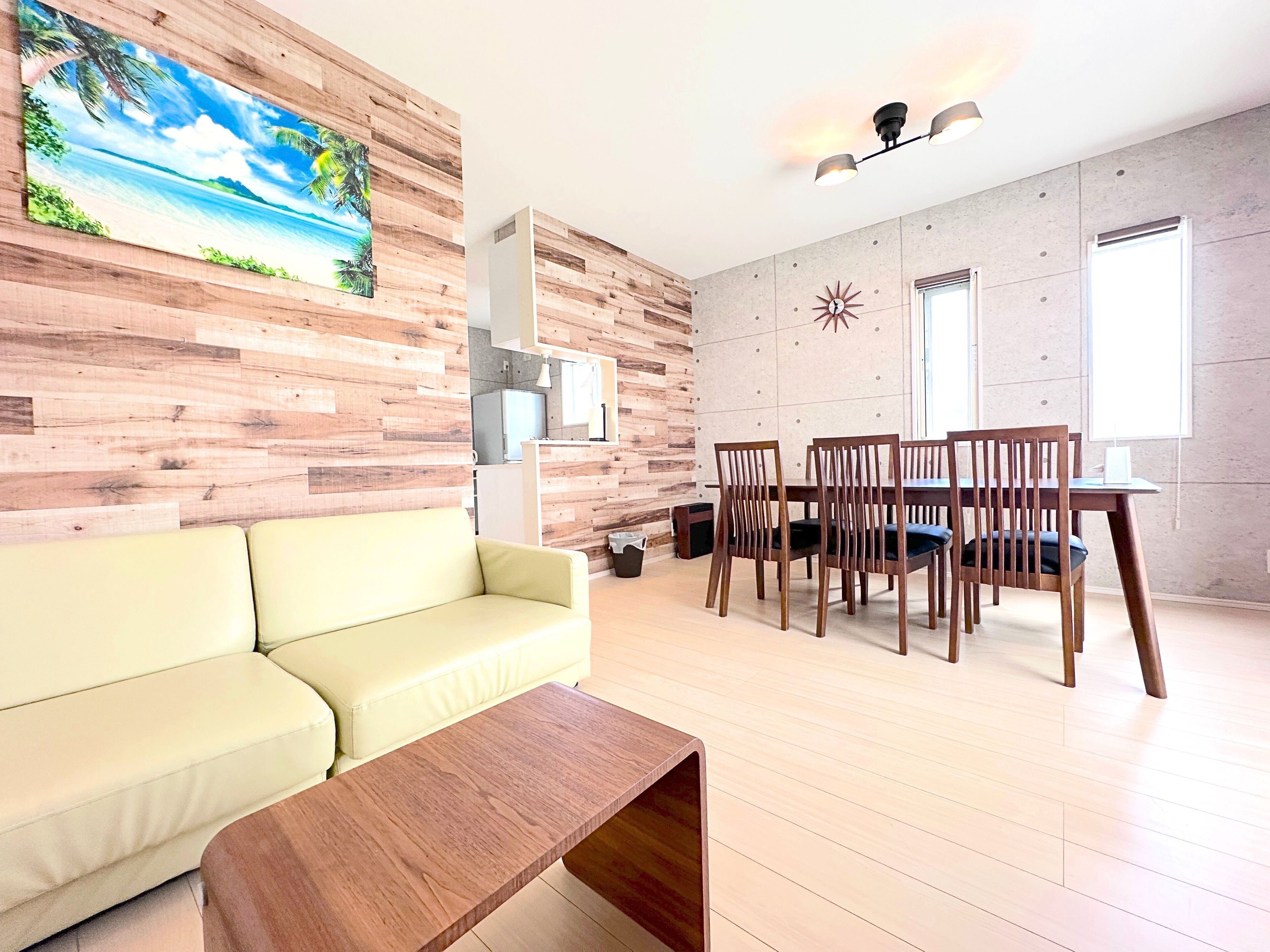 Onna 5C, Smoking | Living area | LCD TV