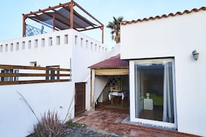 Front of property - Da Mata Kite&Surf House (La Oliva)