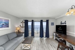 Fernseher, DVD-Player, Arbeitsbereiche