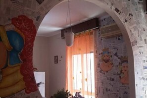 3 bedrooms, desk, iron/ironing board, bed sheets - THE SUNFLOWER - Portopalo di Capo Passero (Portopalo di Capo Passero)