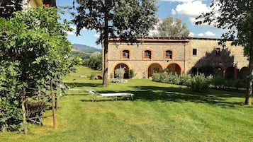 Esterni