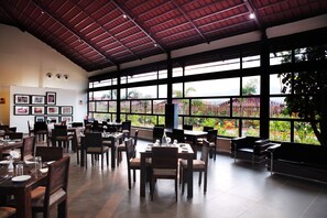 Restaurant - Statue Of Unity Tent City (Garudeshwar)