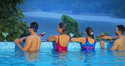 Statue Of Unity Tent City