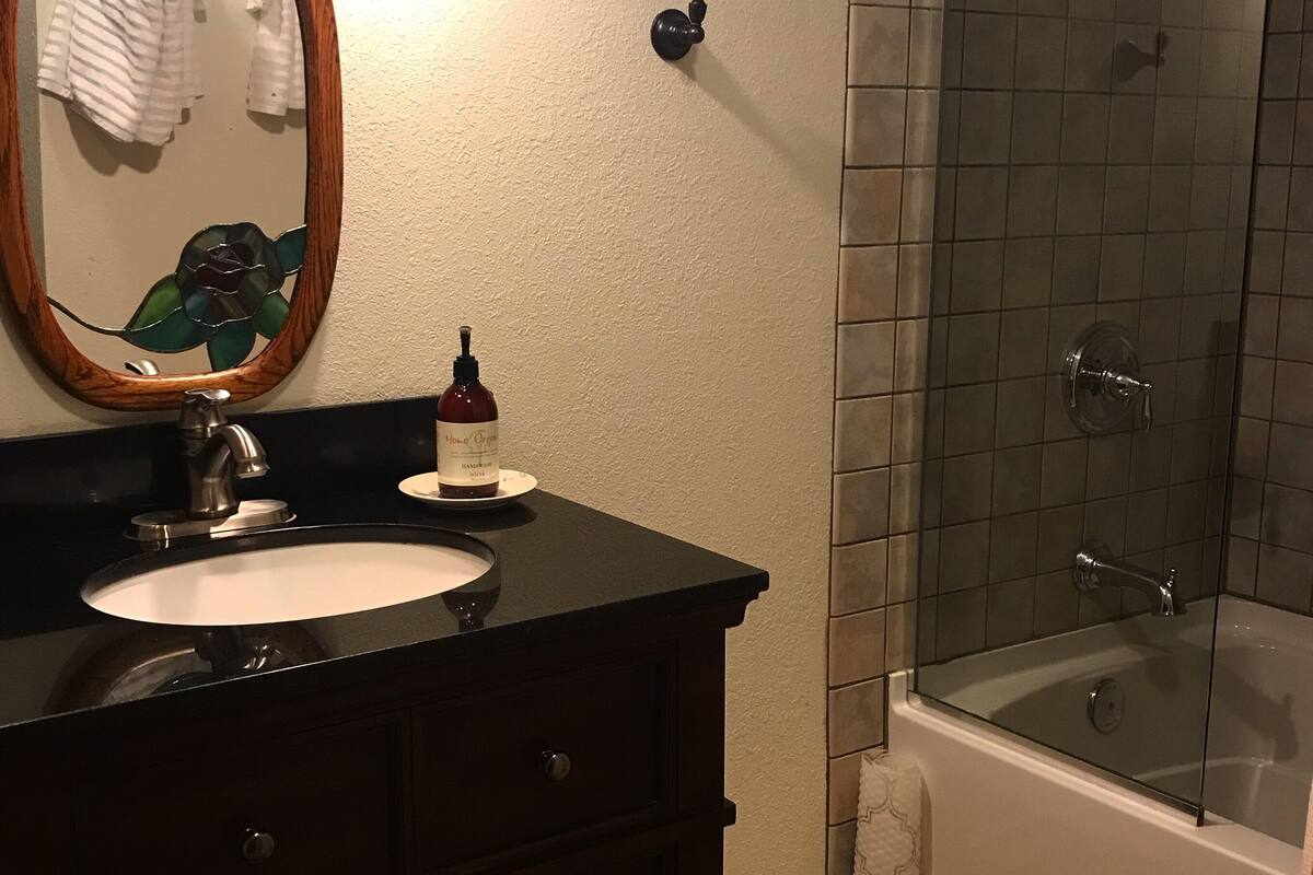 superior room, 1 bedroom, non smoking (dragonfly) | bathroom | shower, hair dryer, towels, soap