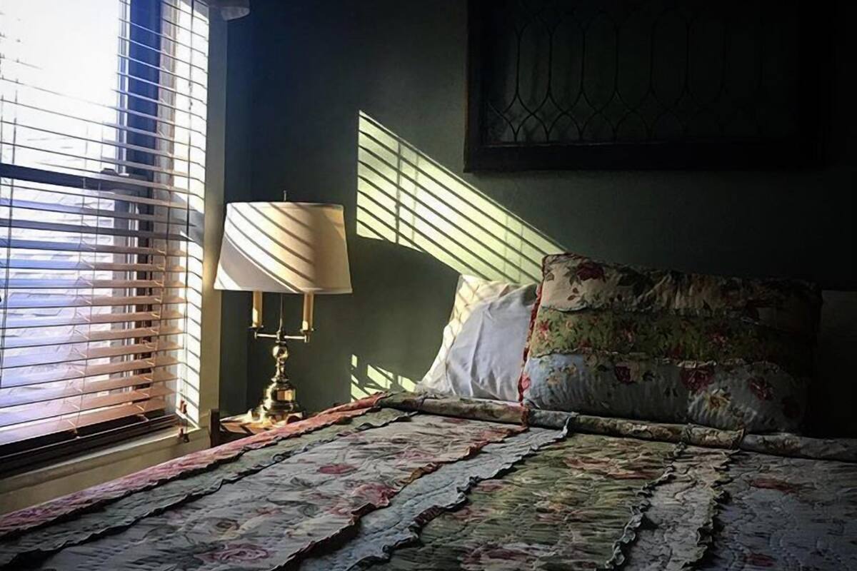 superior room, 1 bedroom, non smoking (firefly) | individually decorated, individually furnished, iron/ironing board