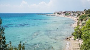ชายหาด