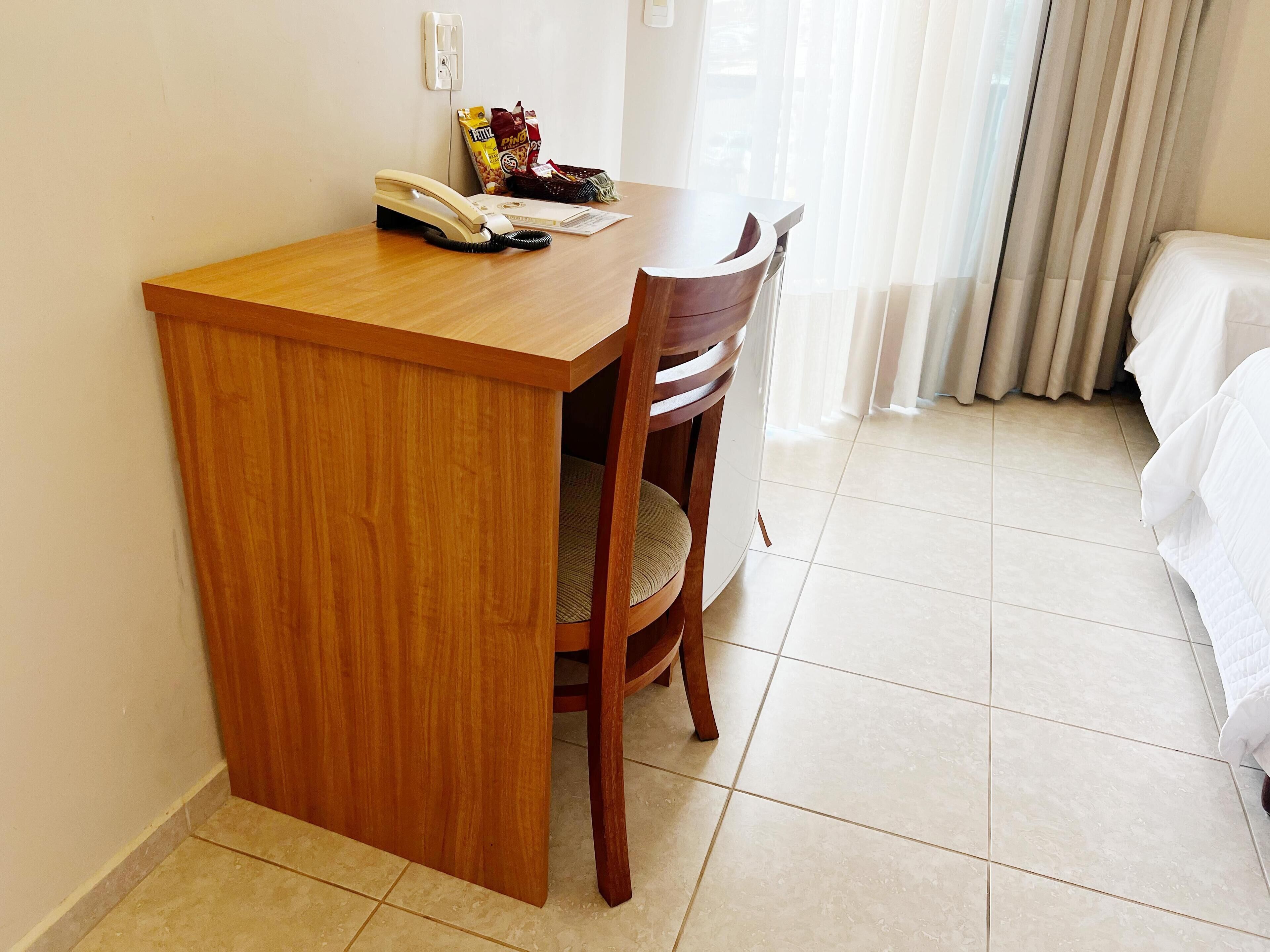 luxury twin room | 1 bedroom, premium bedding, pillow-top beds, minibar